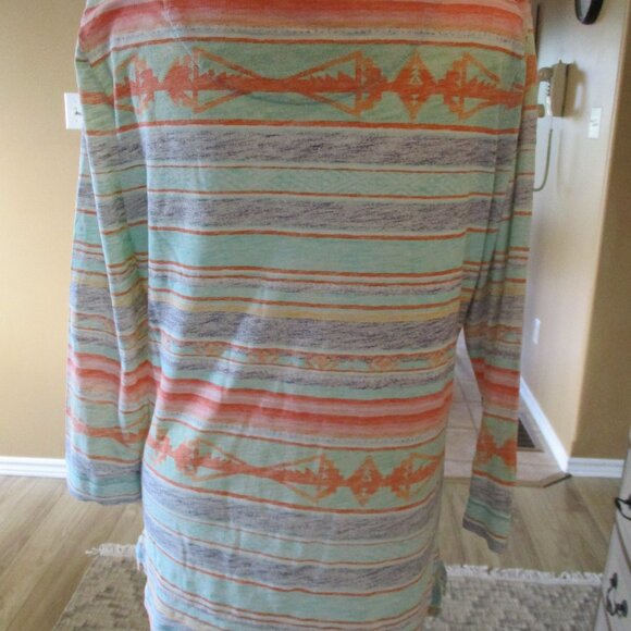 Summer top - Picture 3 of 4